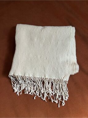 Cream Knit Fringe Scarf